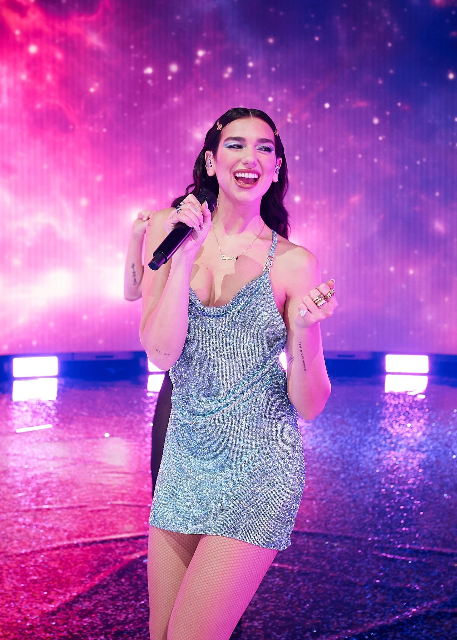 How did Dua Lipa become famous? - Fame Media Blog
