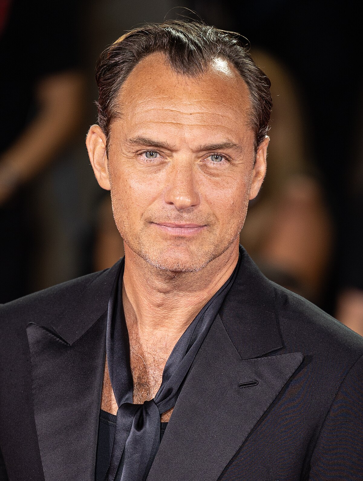 A portrait picture of Jude Law